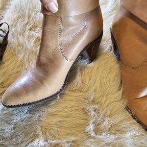 Elegant Tan Leather Ankle Boots